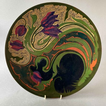 Wandbord Gouda plateel door Johannes Hartgring 1900-1904